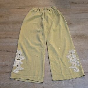Vintage Green Wide-Leg Pants with Floral Embroidery